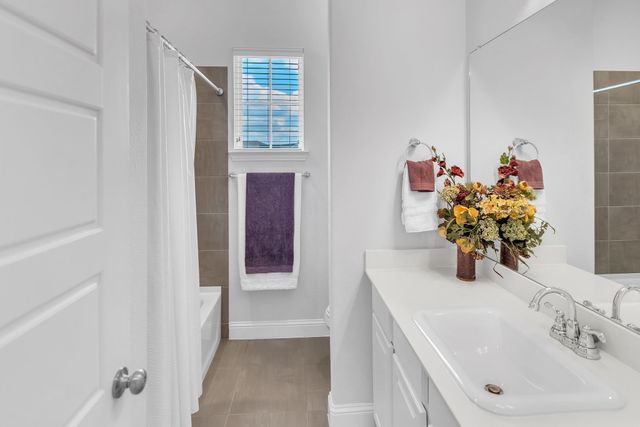 1005 Boyd Lane, Euless, TX 76040