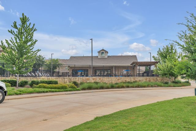 1005 Boyd Lane, Euless, TX 76040