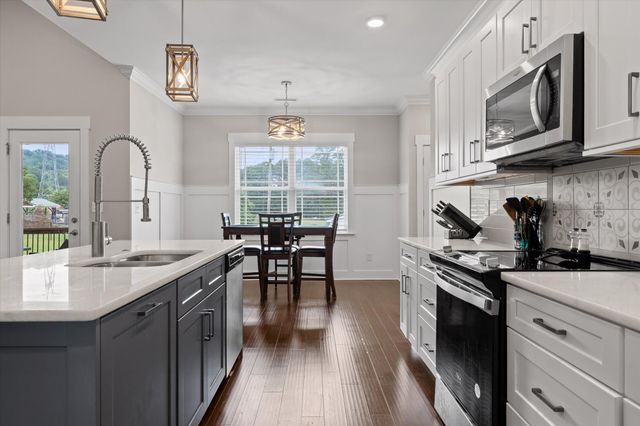 72 Richard Drive, Ringgold, GA 30736