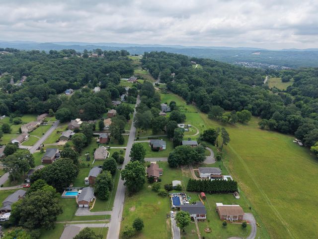 72 Richard Drive, Ringgold, GA 30736