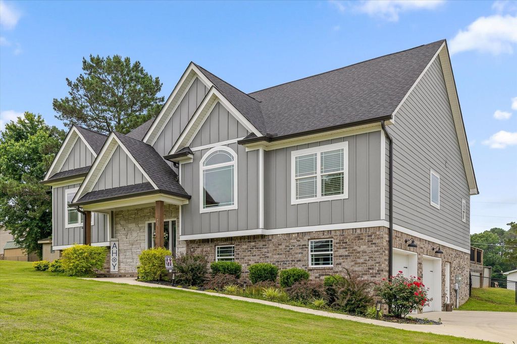 72 Richard Drive, Ringgold, GA 30736