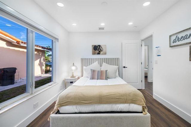 1419 NE 57th Street, Fort Lauderdale, FL 33334