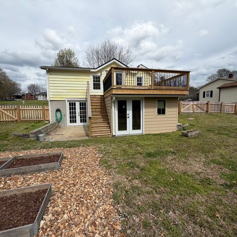 124 Ray Ave, Old Hickory, TN 37138