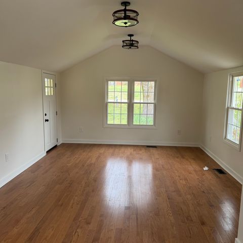 124 Ray Ave, Old Hickory, TN 37138