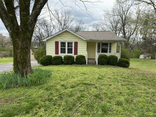 124 Ray Ave, Old Hickory, TN 37138