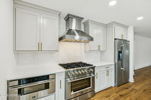 34 Kremer Avenue, Eatontown, NJ 07724