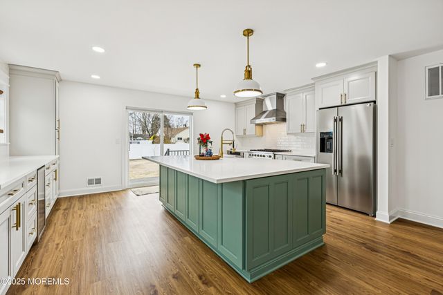 34 Kremer Avenue, Eatontown, NJ 07724