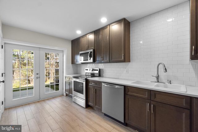 1131 ARNOLD RD, Westminster, MD 21157