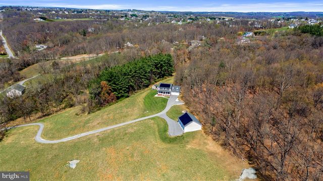 1131 ARNOLD RD, Westminster, MD 21157