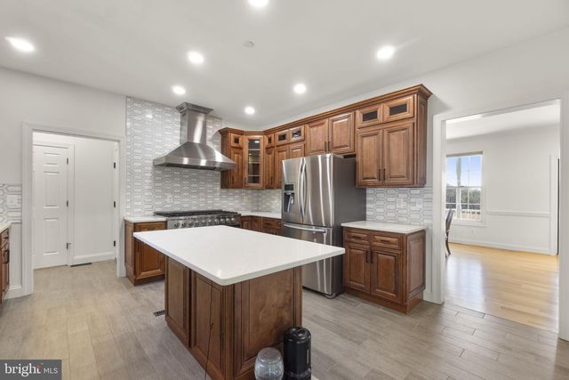 1131 ARNOLD RD, Westminster, MD 21157
