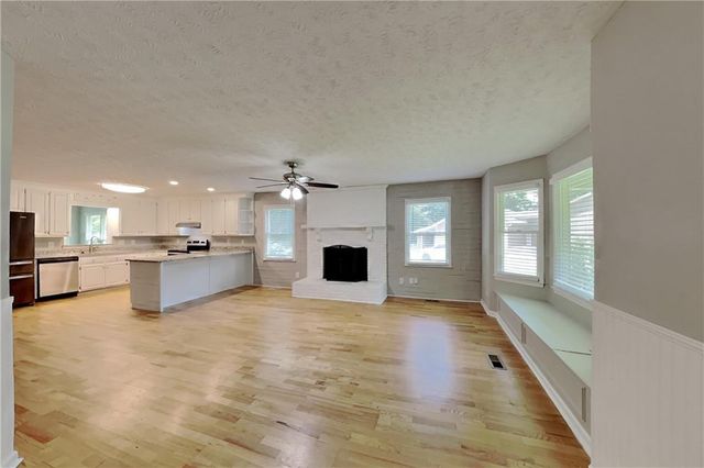 2330 Hinton Road, Dacula, GA 30019