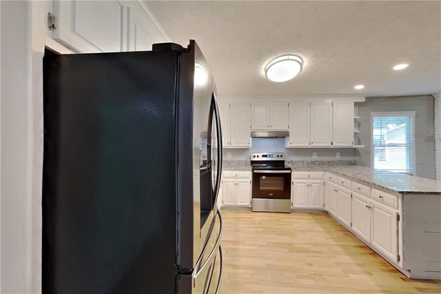 2330 Hinton Road, Dacula, GA 30019