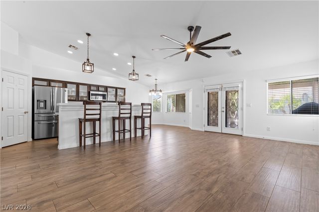 6813 Unicorn Street, Las Vegas, NV 89131