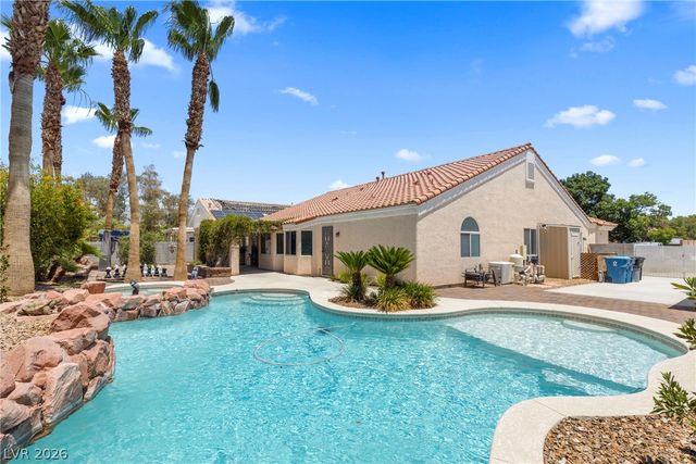 6813 Unicorn Street, Las Vegas, NV 89131