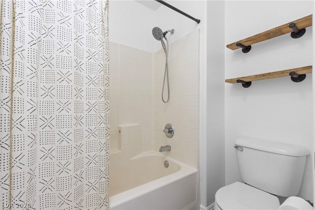 6813 Unicorn Street, Las Vegas, NV 89131