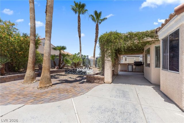 6813 Unicorn Street, Las Vegas, NV 89131
