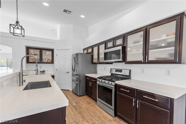 6813 Unicorn Street, Las Vegas, NV 89131