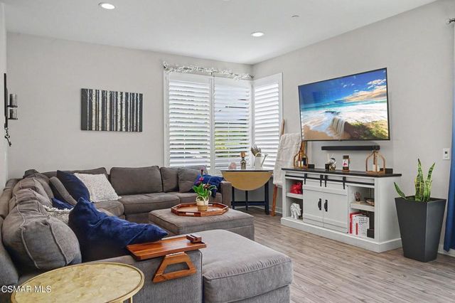 1830 Poppy Drive 1, Simi Valley, CA 93065