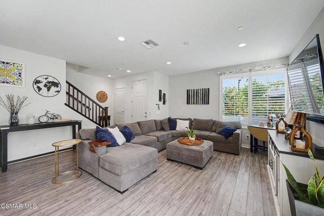 1830 Poppy Drive 1, Simi Valley, CA 93065