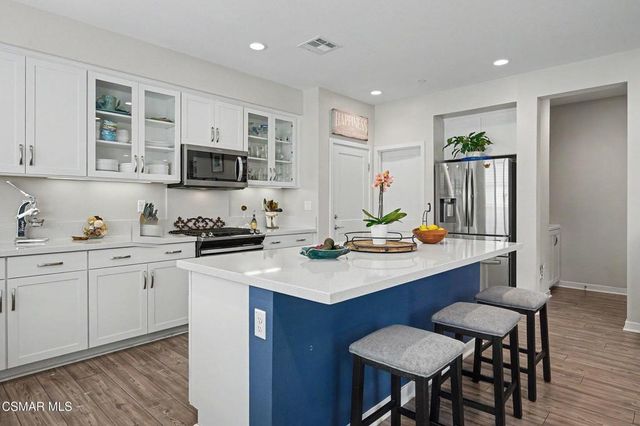 1830 Poppy Drive 1, Simi Valley, CA 93065