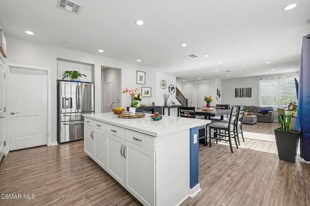 1830 Poppy Drive 1, Simi Valley, CA 93065