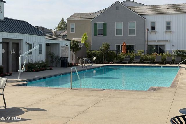 1830 Poppy Drive 1, Simi Valley, CA 93065