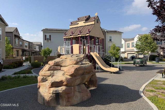 1830 Poppy Drive 1, Simi Valley, CA 93065