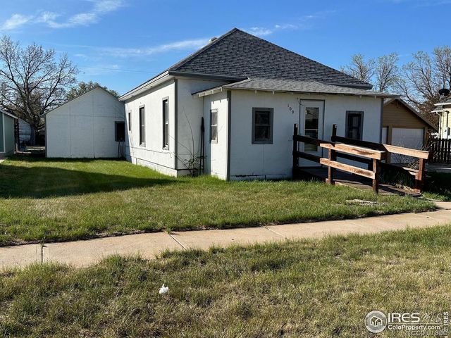 109 E 5th Street, Julesburg, CO 80737