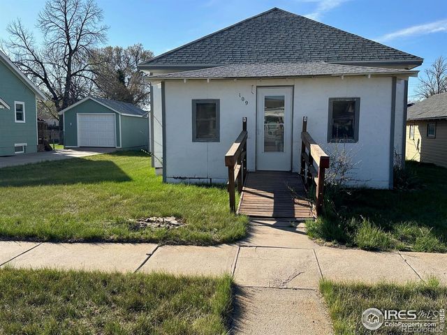 109 E 5th Street, Julesburg, CO 80737