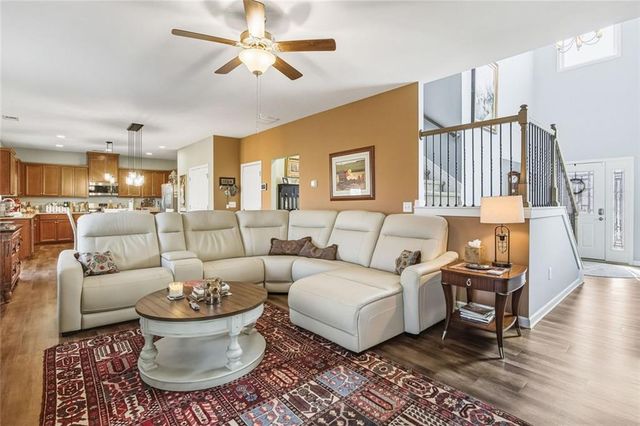 918 Pine Way, Dallas, GA 30157