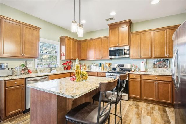 918 Pine Way, Dallas, GA 30157