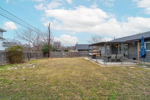 5203 Stone Gate DR, Austin, TX 78721