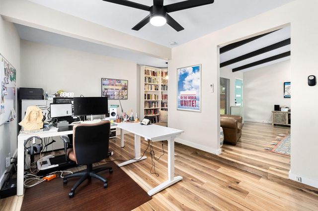 5203 Stone Gate DR, Austin, TX 78721