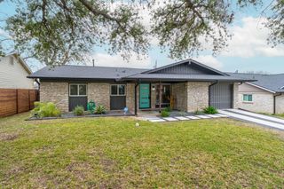 5203 Stone Gate DR, Austin, TX 78721
