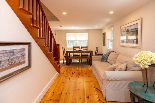 181 Circuit Avenue, Oak Bluffs, MA 02557