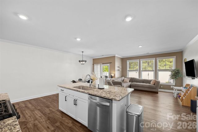 616 Altamonte Drive, Lake Wylie, SC 29710