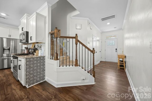 616 Altamonte Drive, Lake Wylie, SC 29710