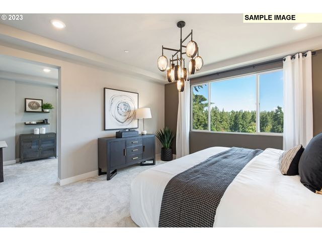 420 W IVY St, Washougal, WA 98671