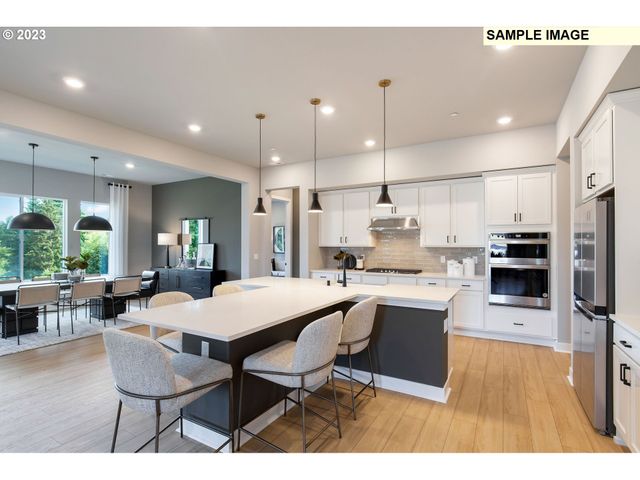 420 W IVY St, Washougal, WA 98671