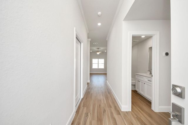 10310 Cabo Del Sol Lane, Cleveland, TX 77327