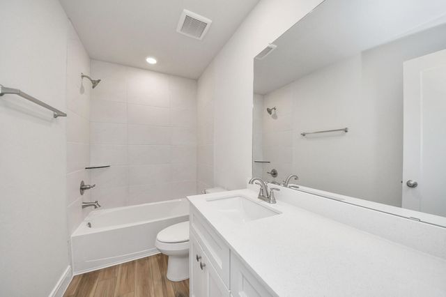 10310 Cabo Del Sol Lane, Cleveland, TX 77327