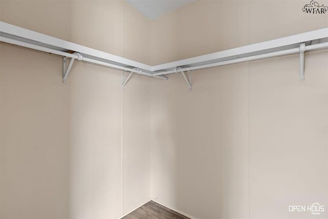 205 W 1ST STREET, Burkburnett, TX 76354