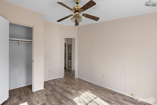 205 W 1ST STREET, Burkburnett, TX 76354