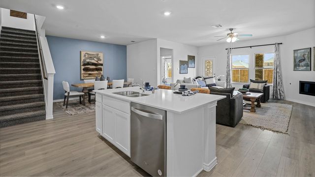 430 Scenic Spark Lane, Lavon, TX 75166