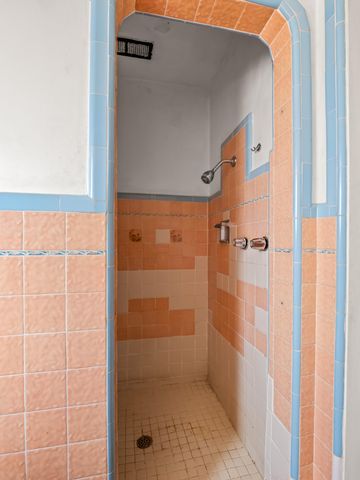 1315 E Fountain Way, Fresno, CA 93704