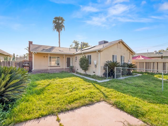 1315 E Fountain Way, Fresno, CA 93704