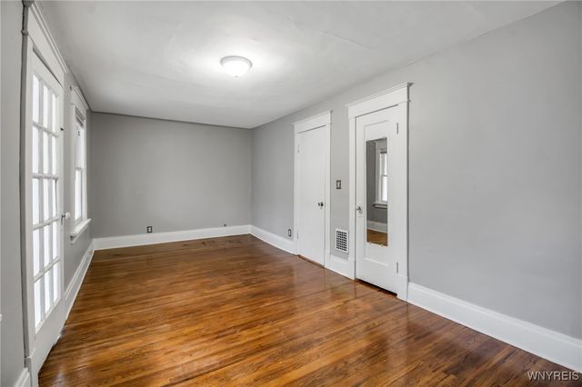 98 Taunton Place, Buffalo, NY 14216