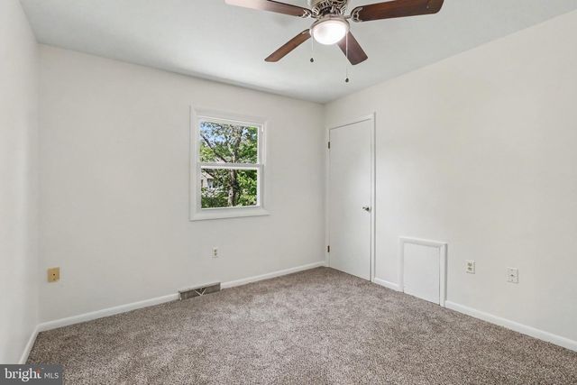 3 DARTMOUTH CT, Mechanicsburg, PA 17055