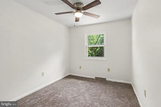 3 DARTMOUTH CT, Mechanicsburg, PA 17055