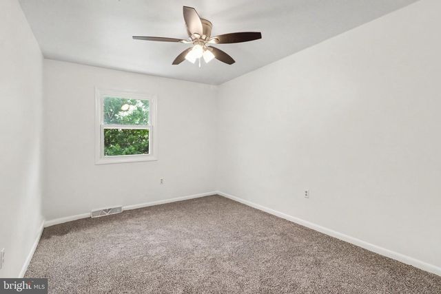 3 DARTMOUTH CT, Mechanicsburg, PA 17055